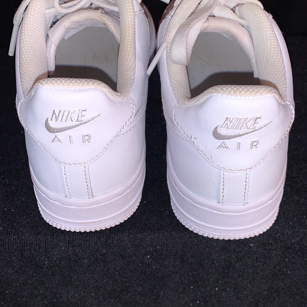 ✨WHITE NIKE AIR FORCE 1’S✨ - Picture 7 of 14